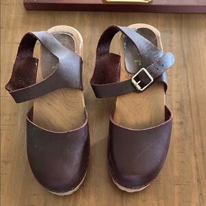 Maroon Closed Toe MIA Clogs with Ankle Strap
